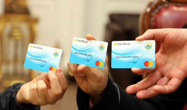 İlkadım&#039;da 4 bin aileye &#039;Hilal Kart&#039;