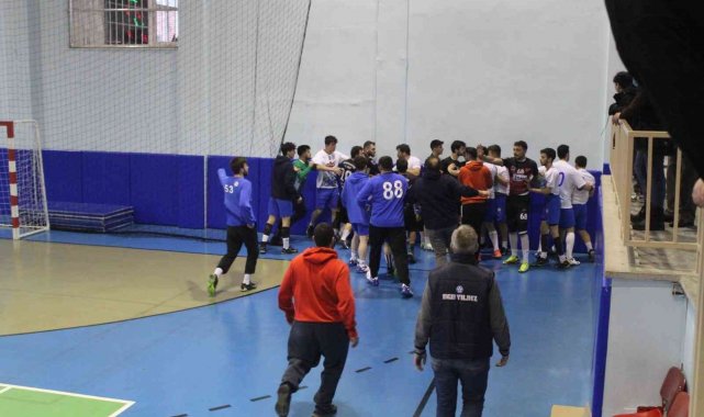 İneboluspor Kulübünden hentbol maçındaki kavgayla ilgili açıklama