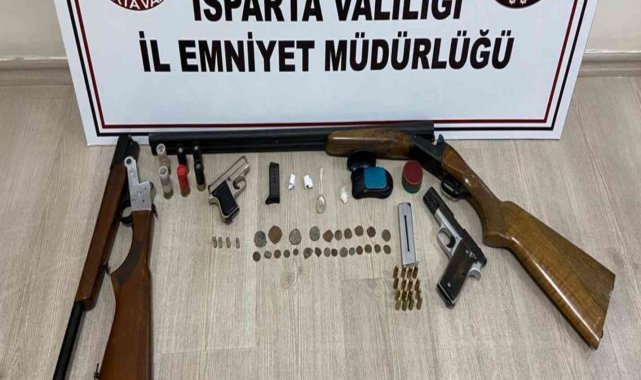 Isparta&#039;da yapılan 16 uyuşturucu operasyonunda 34 şüpheli yakalandı