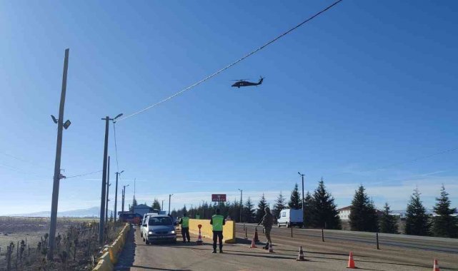 Jandarmadan helikopterli trafik denetimi