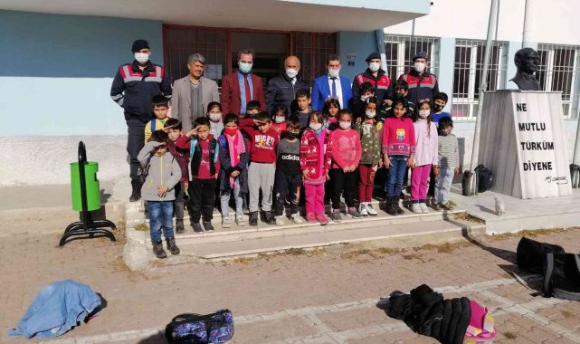 Jandarmadan servis araçları denetimi