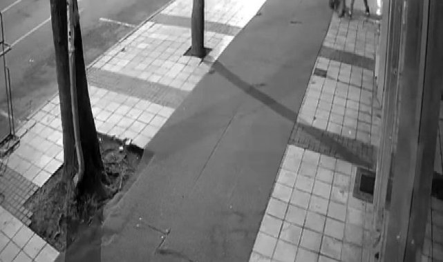 Kadını tekme tokat darp etti