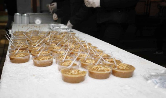 Kandil geleneği Yeni Mahalle Camii'nde devam etti