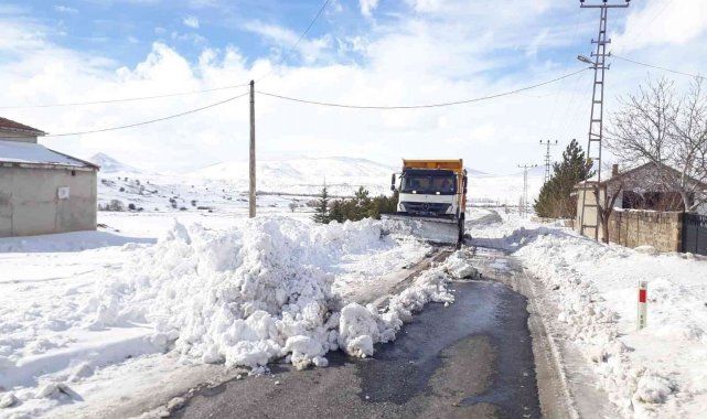 Kapalı kırsal mahalle yolu kalmadı