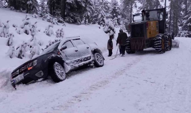 Kapanan yollar 11 bin 334 kez açıldı