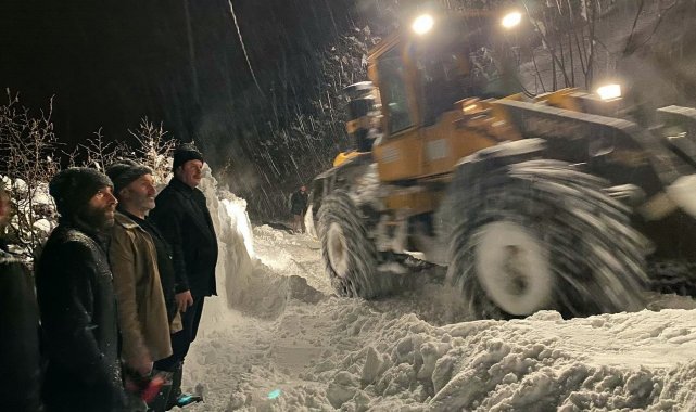 Kar kalınlığı 2 metreyi buldu, onlar hiç durmadı