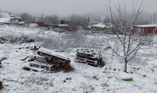 Kar yağışı Balkanlar&#039;dan yurda giriş yaptı