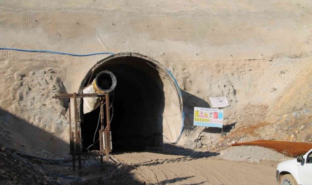 Karasu Kanalı Tünelinde sona gelindi