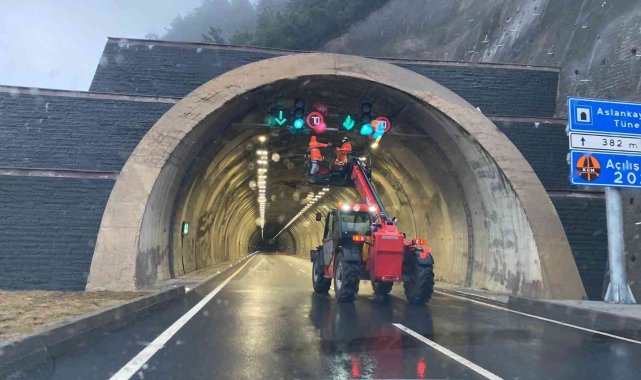 Karayolları ekipleri açılış öncesi çalışmalarını sürdürüyor