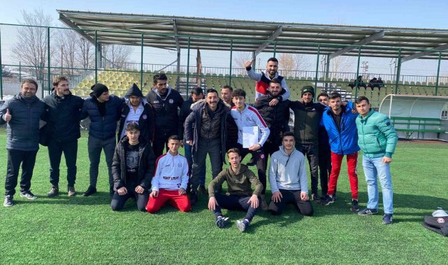 Kars amatörde ilk devre lideri Gazikars Spor