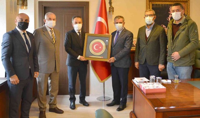 Karslıoğlu: &quot;Adana&#039;da derslik artışı olacak&quot;