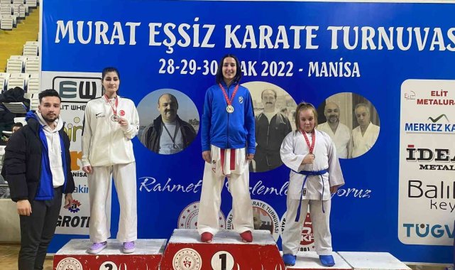 Kartepeli sporcular evlerine dereceyle döndü