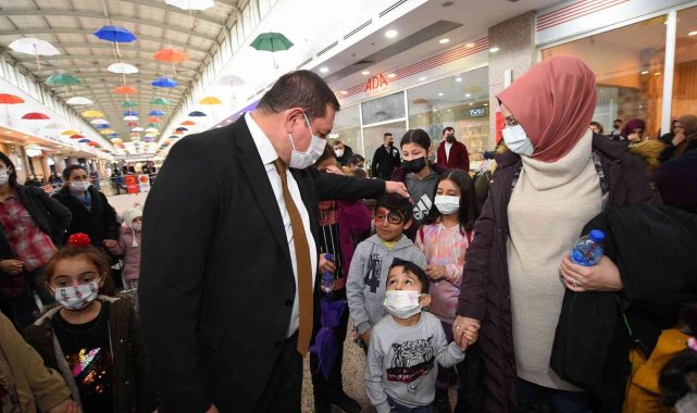 Kastamonu'da aileler, 'Malazgirt 1071' filmini ücretsiz izledi