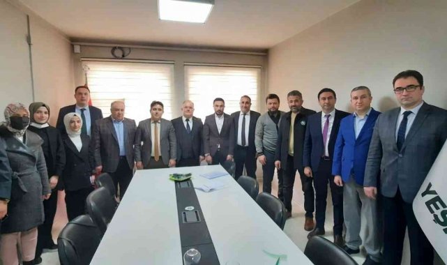 Kaya, Yeşilay Cemiyeti Afyonkarahisar Şube Başkanı oldu