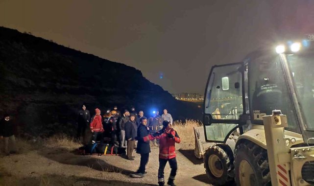 Kayalıklarda ölü bulunan kadının kimliği belli oldu