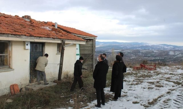 Kaymakam Özay, bakım ve onarım ihtiyacı olan köy okullarını inceledi