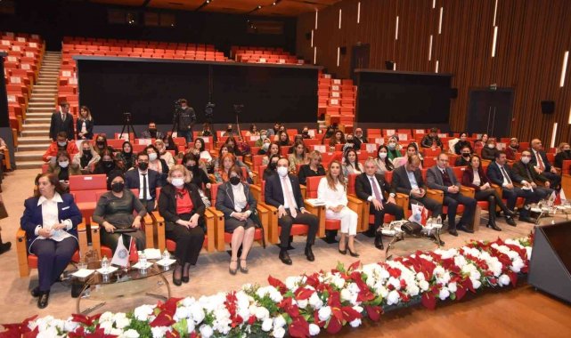 Kayseri'de bulunan kadın kooperatif yöneticileri bir araya geldi