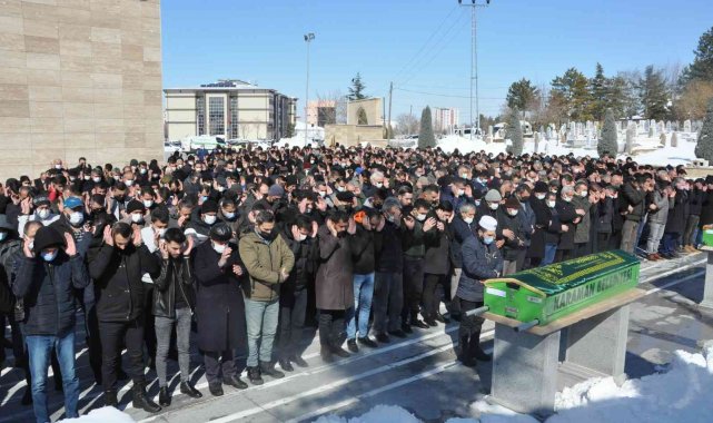 Kazada yaralanan çocuk 27 günlük yaşam mücadelesini kaybetti