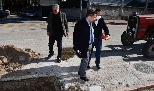 Kemer Belediyesi Başkan Vekili Fidan, yol yapım çalışmalarını inceledi