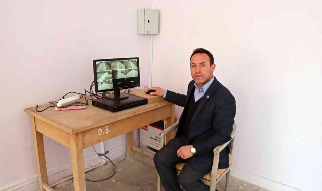 Kendi cebinden mahallesinin bütün giriş ve çıkışlarına güvenlik kamerası yerleştirdi