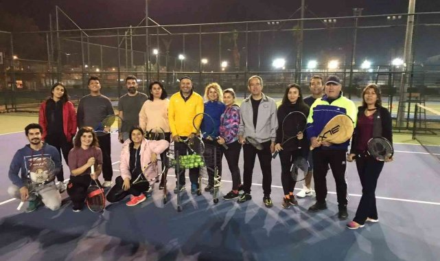 Kepez&#039;den ücretsiz tenis kursları