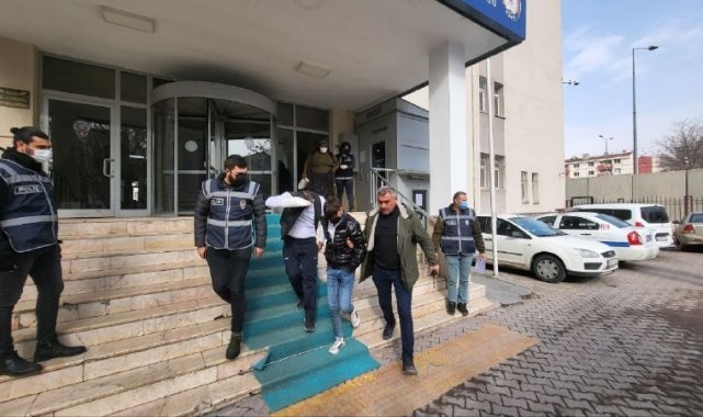 Kesinleşmiş hapis cezası bulunan 5 kişi yakalandı