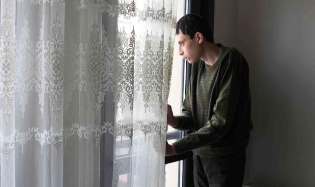 Kezzap atılan engelli çocuk ile ailesinin yaşam mücadelesi