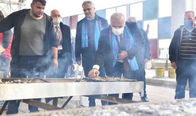 Kıbrıs'ta '13. Hamsi Festivali' renkli görüntülere sahne oldu