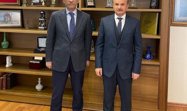 Kılınç, Ankara'da turizm projelerini görüştü