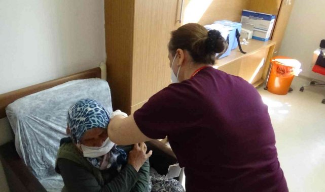 Kilis'te TURKOVAC aşısına ilgi