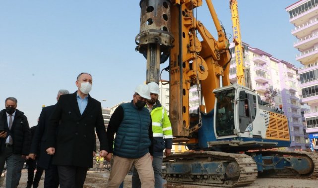 Kırıkkale'de "Etiler Köprülü Kavşak" projesinin yüzde 70'i tamamlandı