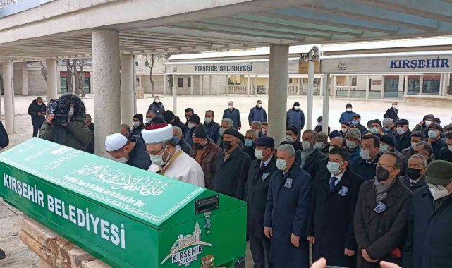 Kırşehirli hayırsever son yolculuğuna uğurlandı