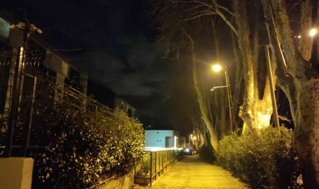 Kocası tarafından bıçaklandı, yaralı halde &#039;Mutlu musun?&#039; diye bağırdı