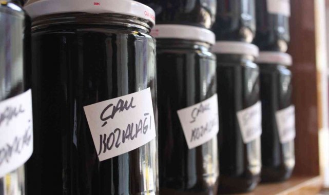 Kozalak pekmezine kış aylarında da yoğun talep