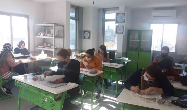 Kursiyerlerin eserleri sergilenecek