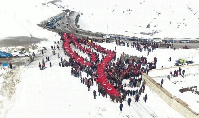 Kurtuluşun yıl dönümünde Bayburt, şühedaya yürüdü
