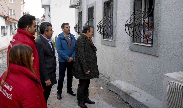 Kuşadası Belediyesi yöneticilerinden eski Kuşadası'na ziyaret