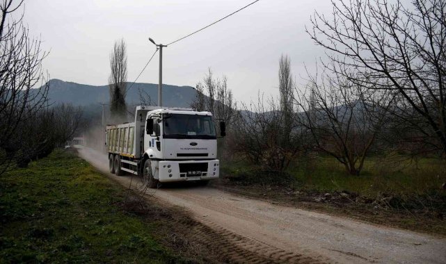 Kuşadası Belediyesi'nden çiftçiye tam destek