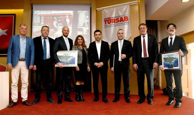 Kuşadası kruvaziyerde 'home port' oluyor