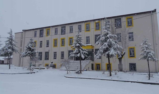 Kütahya'da taşımalı eğitime 1 günlük kar tatili