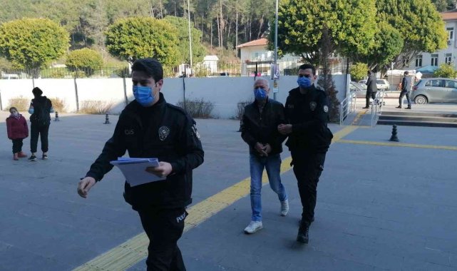 Lokum ve keçiboynuzu hırsızının &#039;pes&#039; dedirten rahatlığı