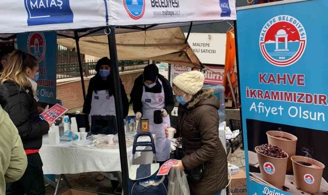 Maltepe'de alışveriş arası kahve molası