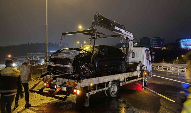 Maltepe'de aynı noktada 2 ayrı kaza: 1 yaralı