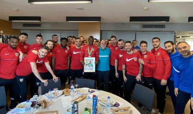 Mame Thiam takıma katıldı