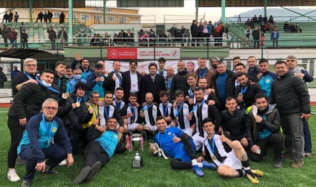 Manisa Sağırspor İşitme Engelliler Futbol Süper Lig&#039;e yükseldi