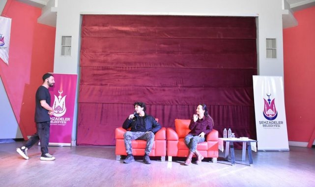 Manisa'da 'Motivasyon ve insan ilişkileri' konulu seminer düzenlendi