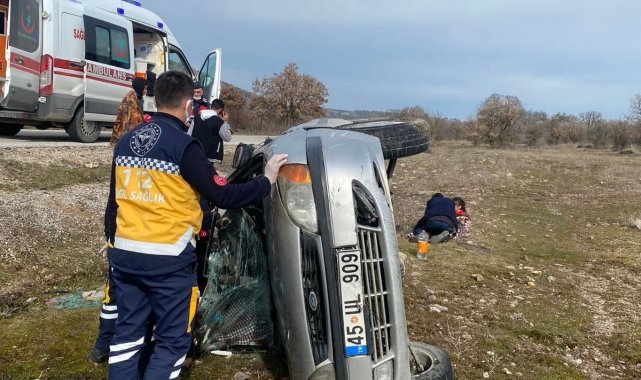 Manisa&#039;da trafik kazası: 5 yaralı