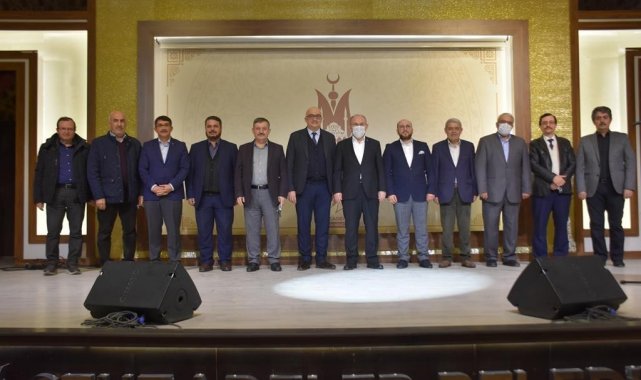 Manisa'nın manevi mimarı konferansla anıldı