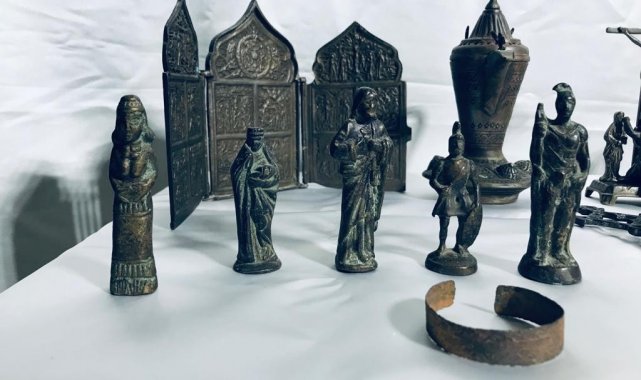 Mardin&#039;de 420 adet tarihi eser ele geçirildi