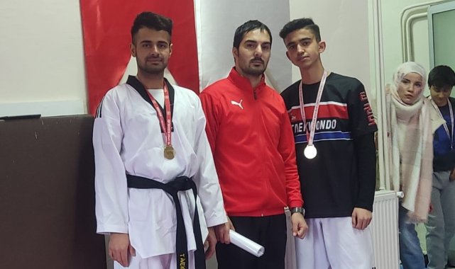 Mehmet Teyfik Göksu İmam Hatip Lisesi öğrencileri tekvandoda 1. oldu